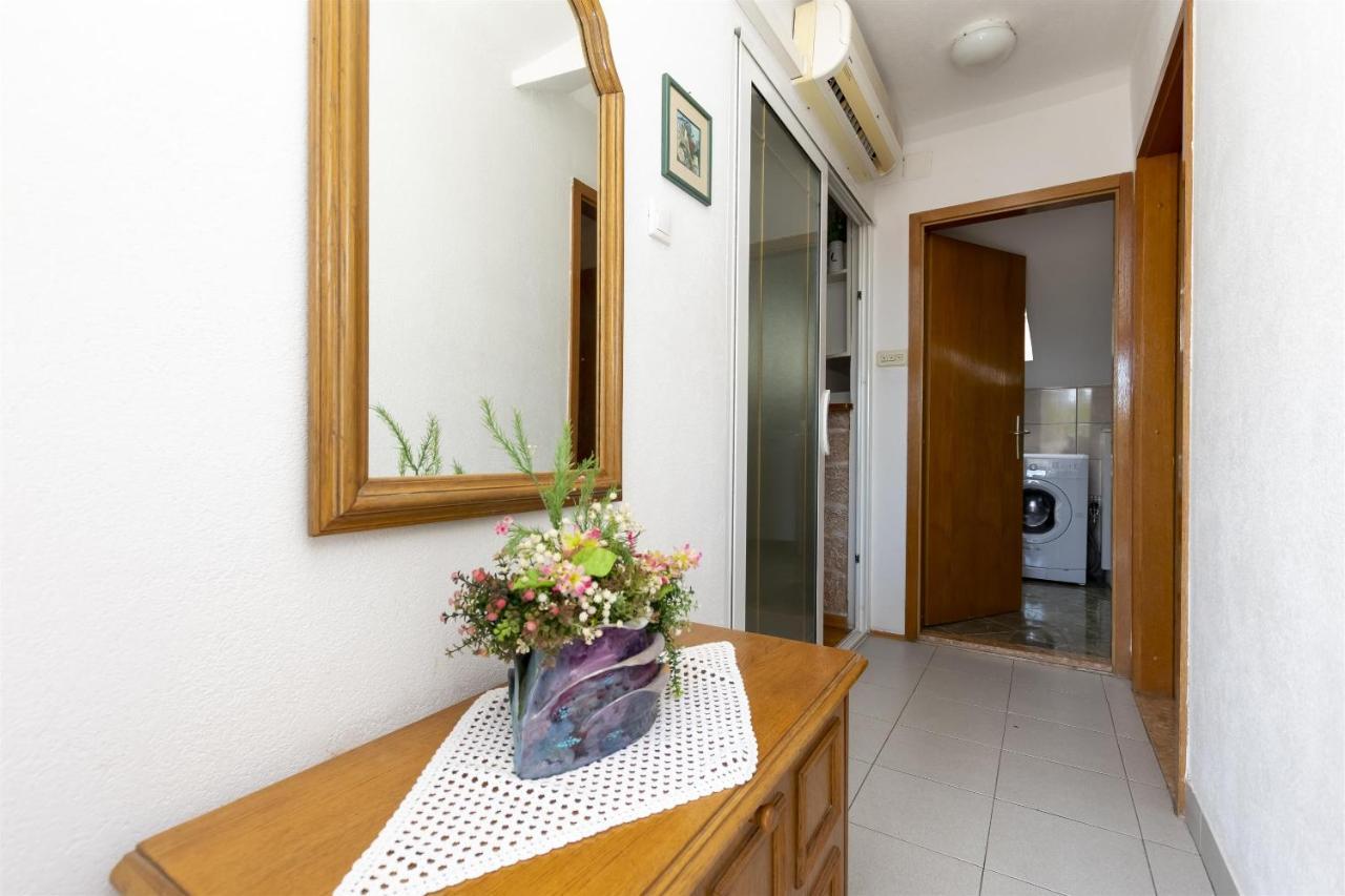 Apartment Ivanka Omiš Dış mekan fotoğraf